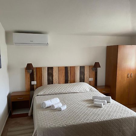 B&B Da Tizy San Teodoro  Eksteriør billede