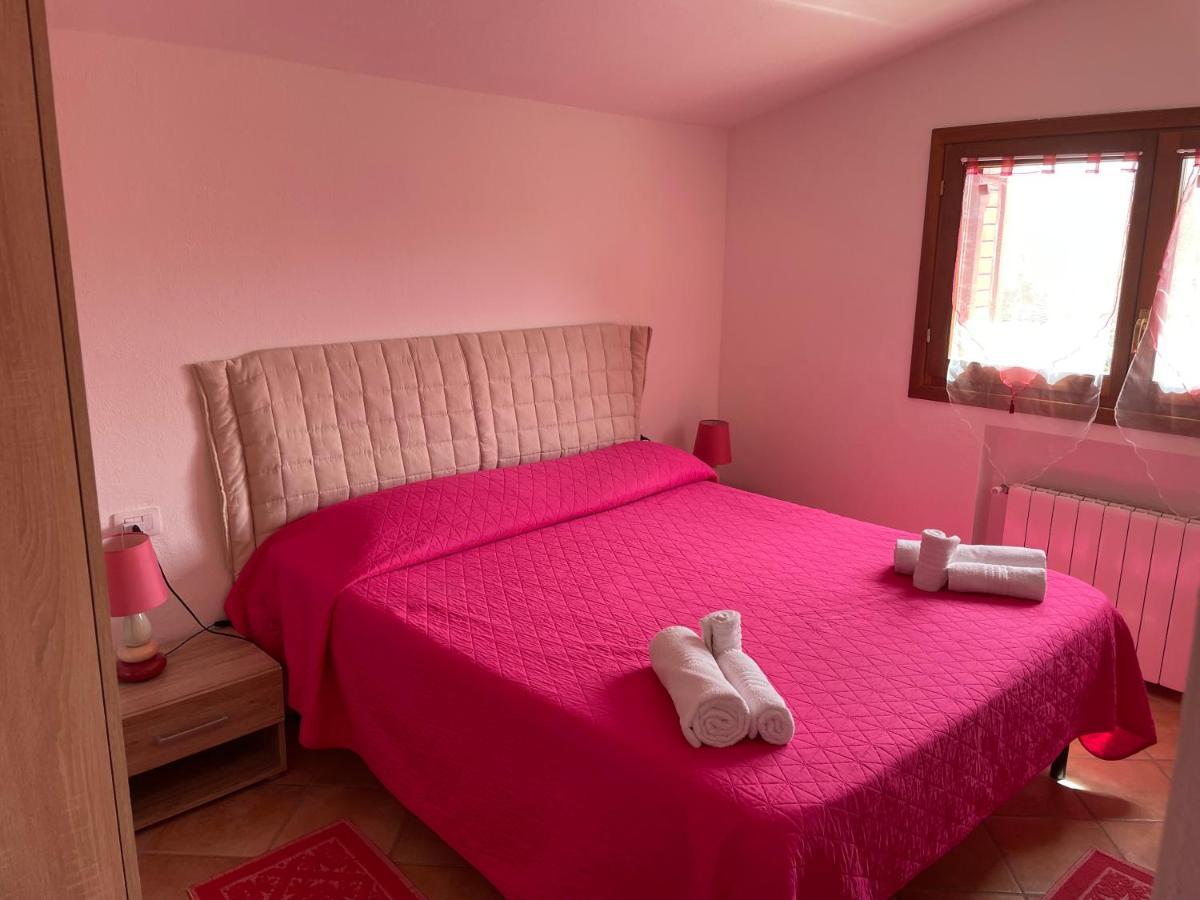 B&B Da Tizy San Teodoro  Eksteriør billede