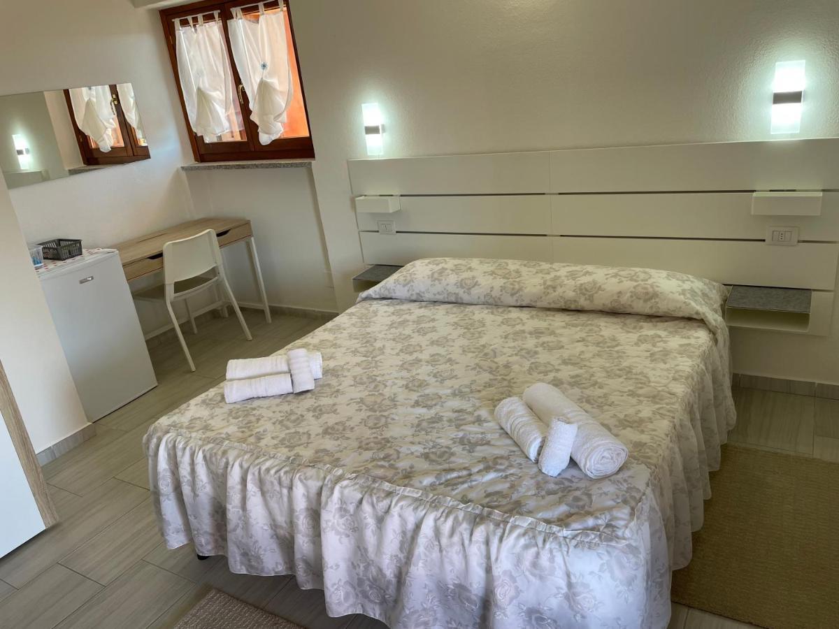 B&B Da Tizy San Teodoro  Eksteriør billede