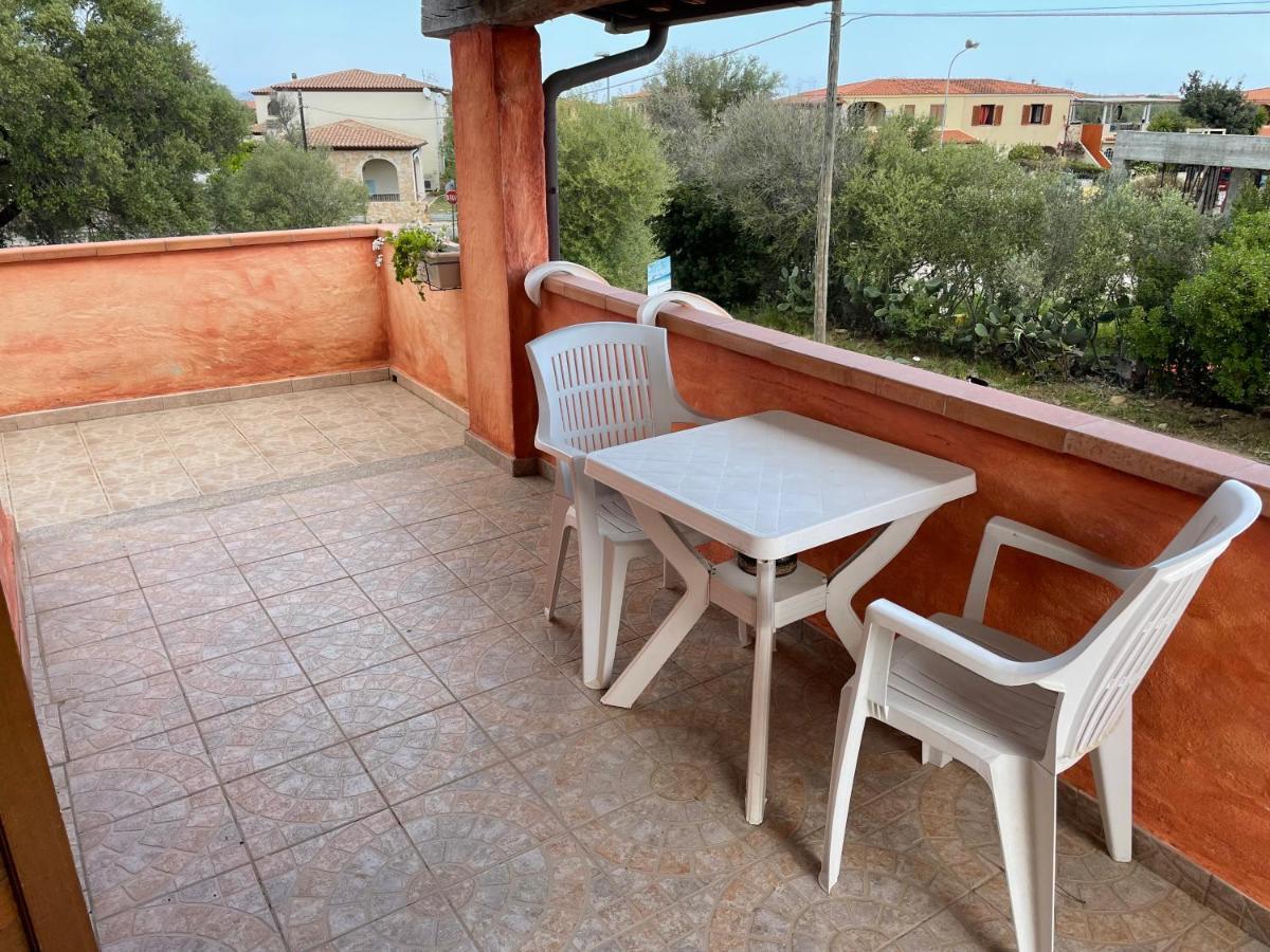 B&B Da Tizy San Teodoro  Eksteriør billede