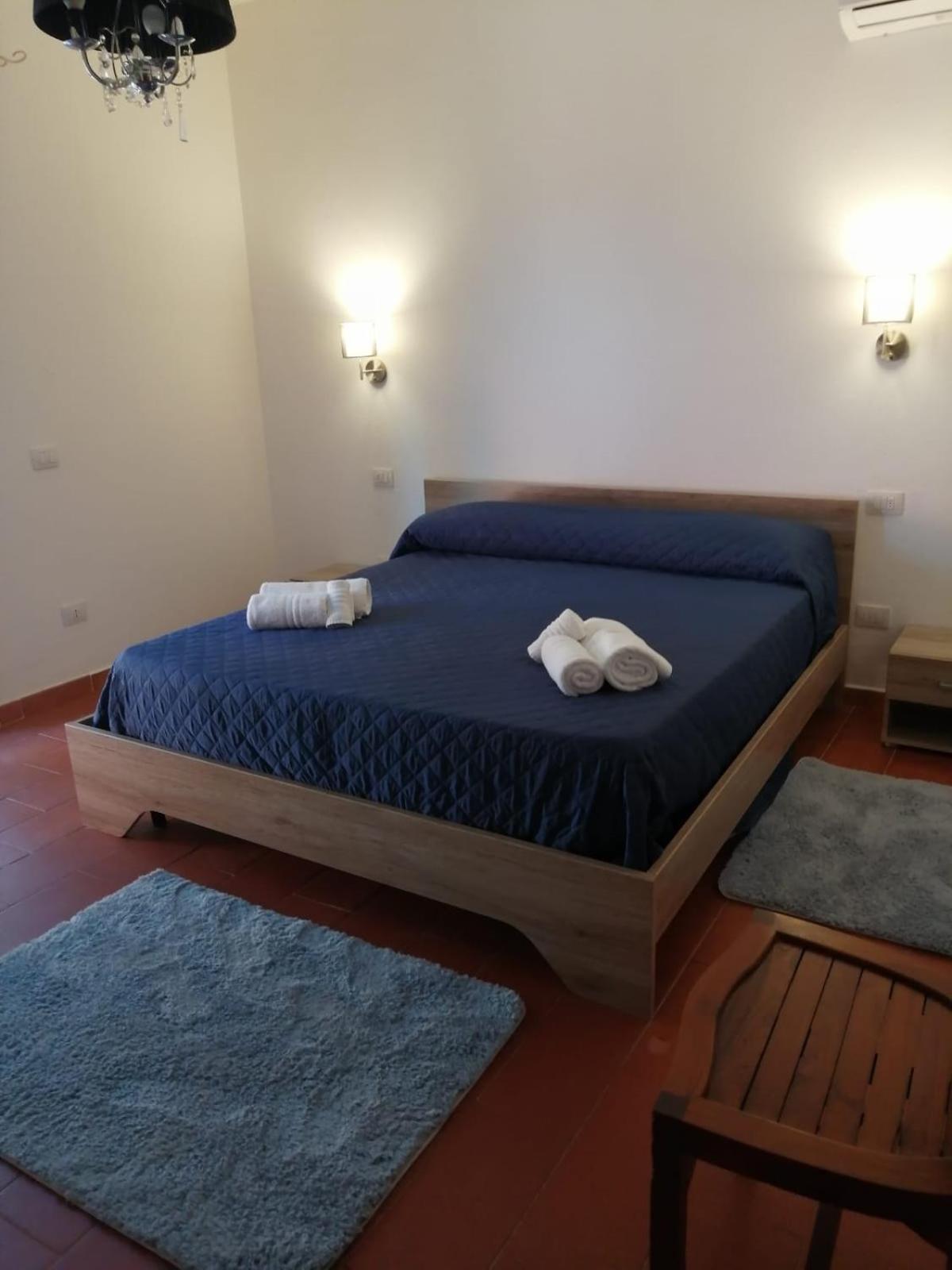 B&B Da Tizy San Teodoro  Eksteriør billede