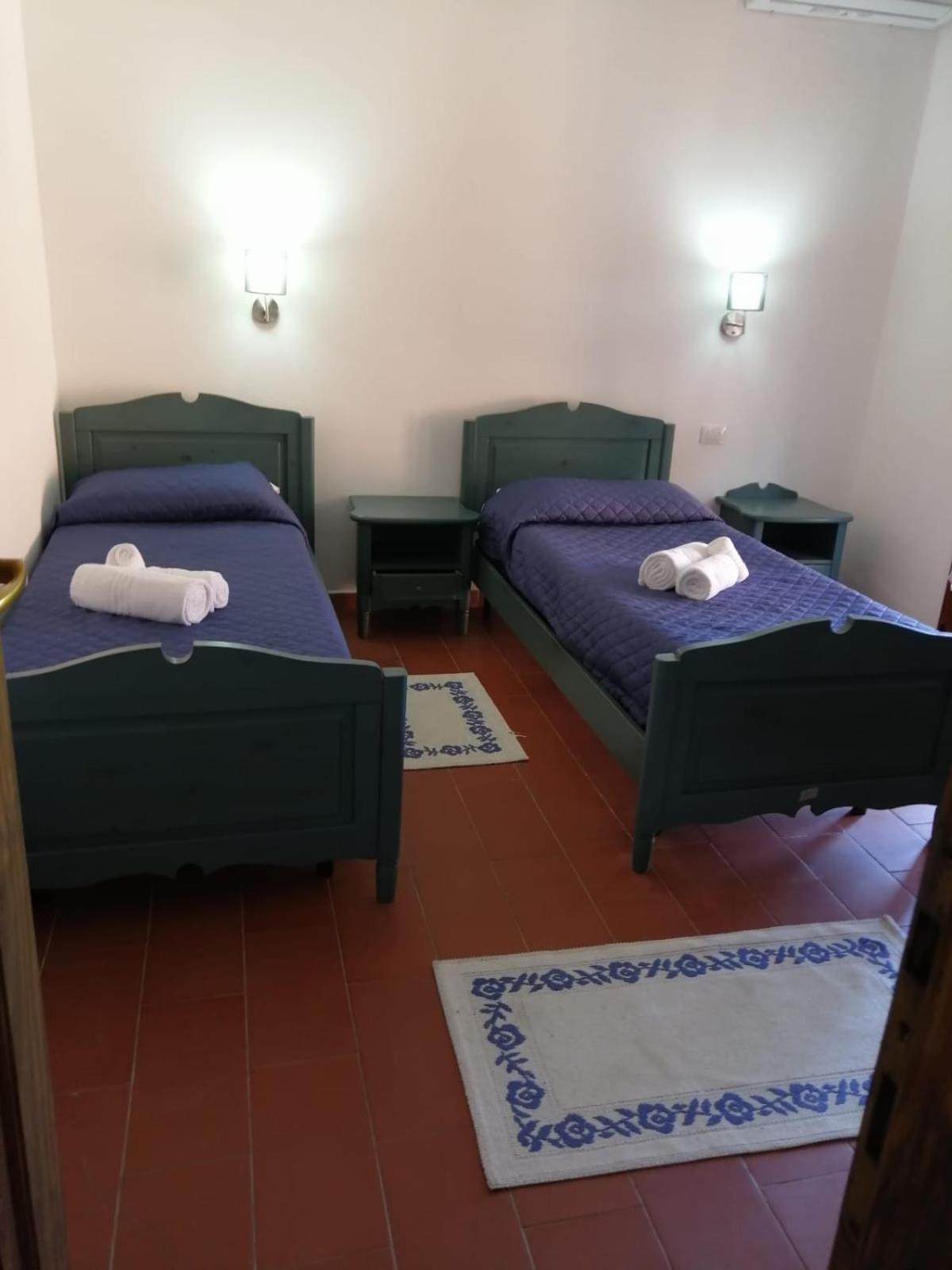 B&B Da Tizy San Teodoro  Eksteriør billede